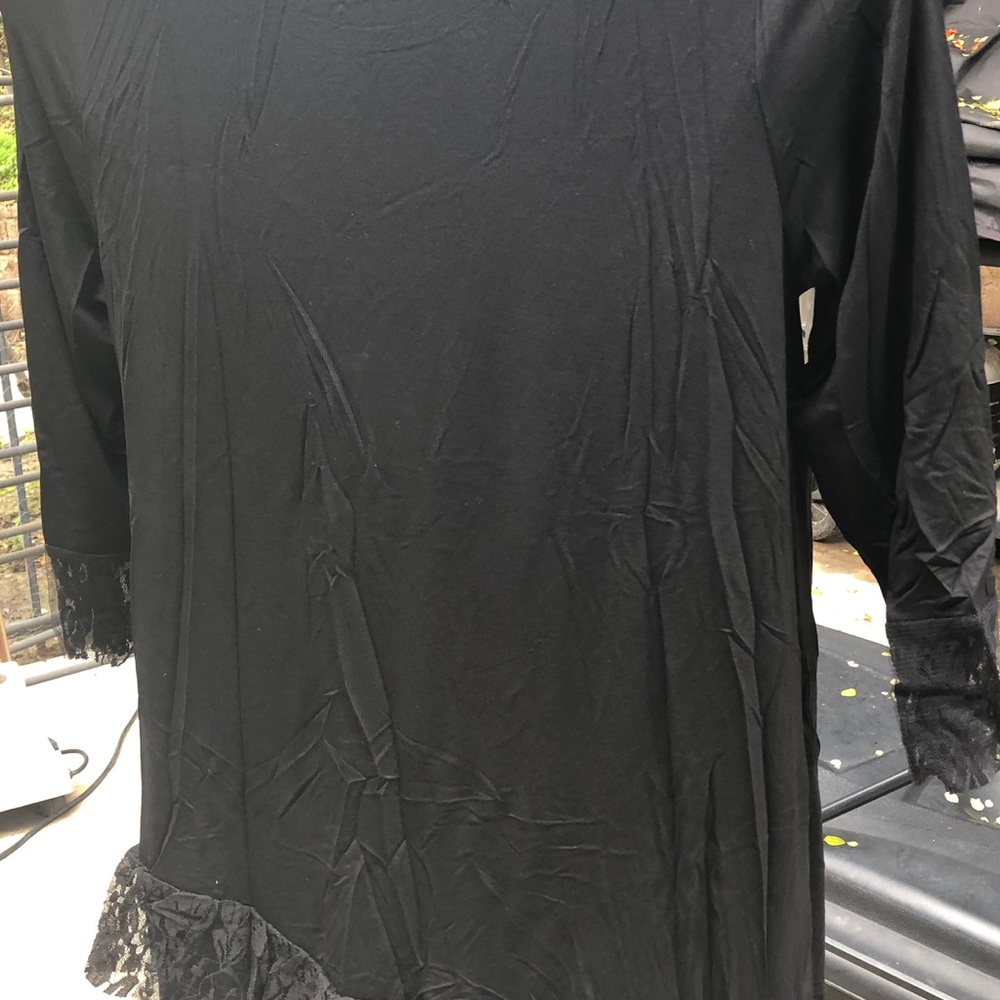 Black long sleeve top tunic lace trim